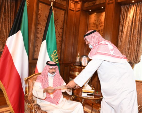 حكومة الكويت تقدم استقالتها لأمير البلاد