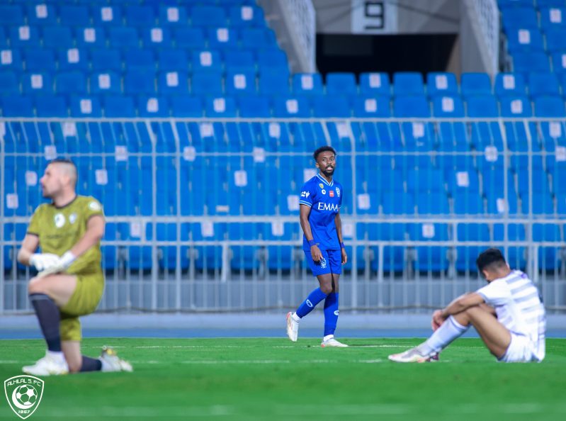 الطائي ضد الهلال