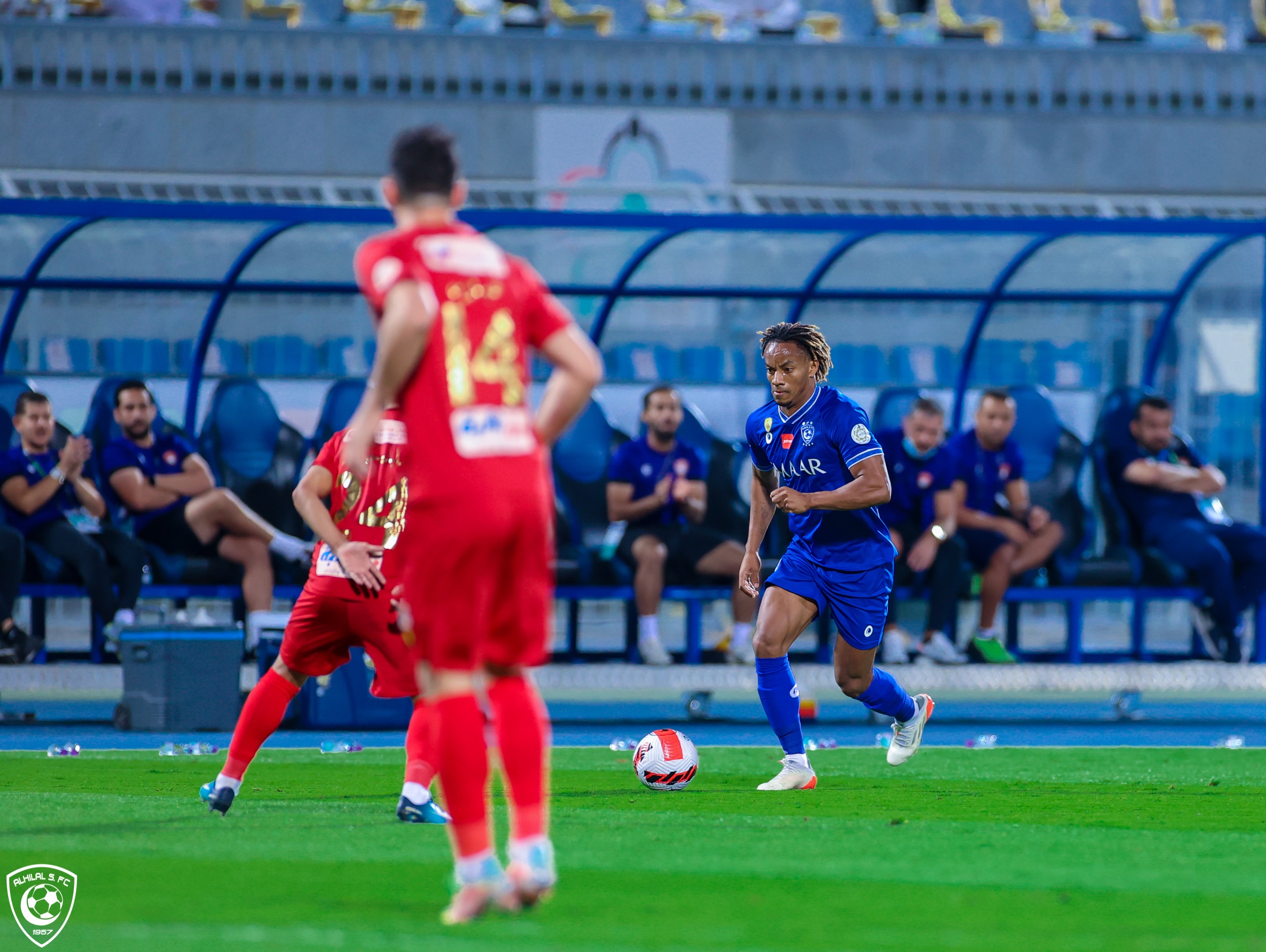 مباراة الهلال وضمك الأكثر دقائق لعب فعلي