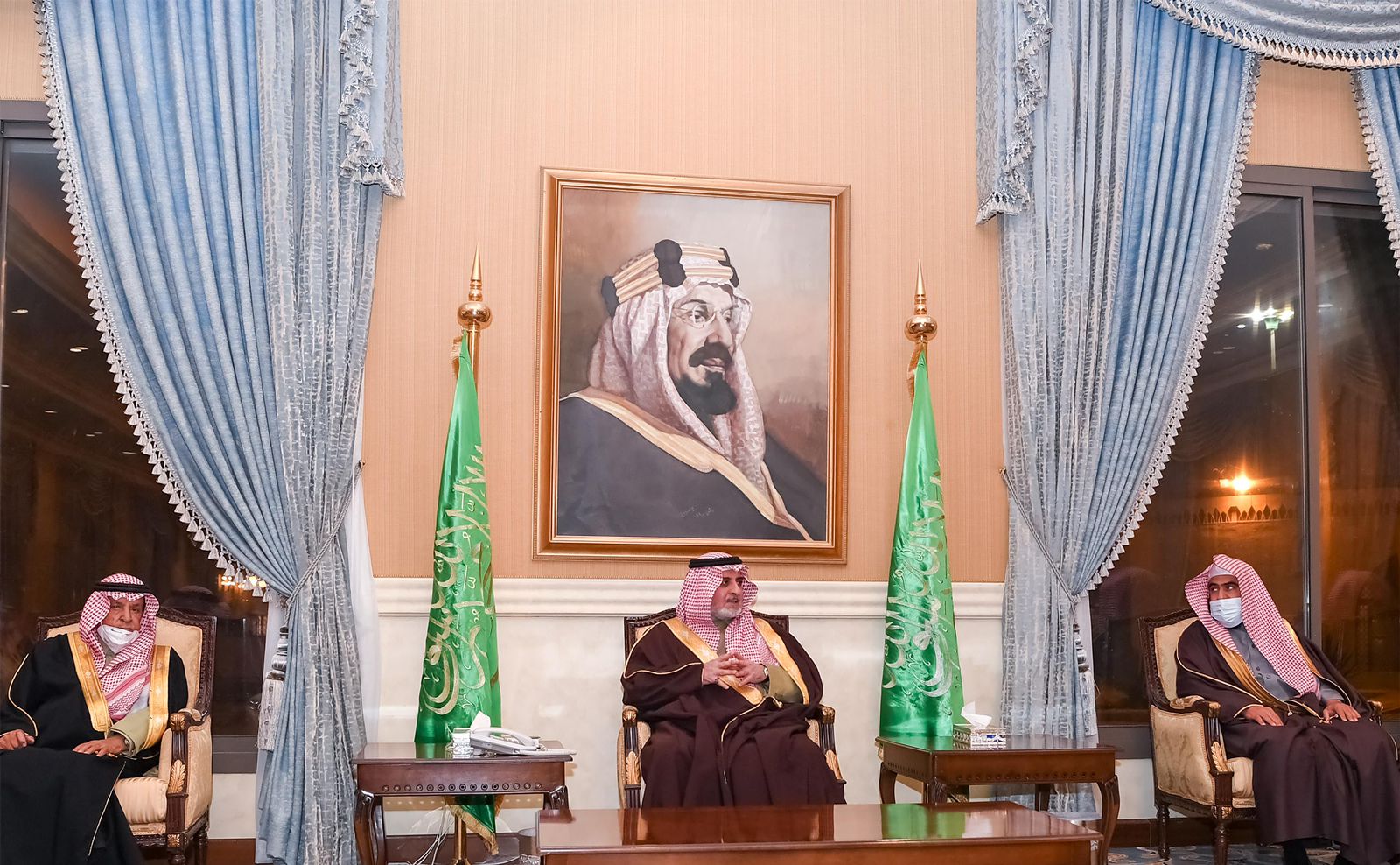 أمير تبوك: ميزانية 2022 تأكيد على قوة ومتانة الاقتصاد السعودي