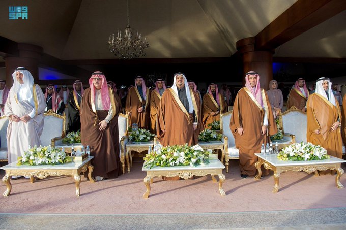 تحت رعاية الملك سلمان.. أمير الرياض بالنيابة يتوج الفائزين بالعرض الدولي للخيول العربية