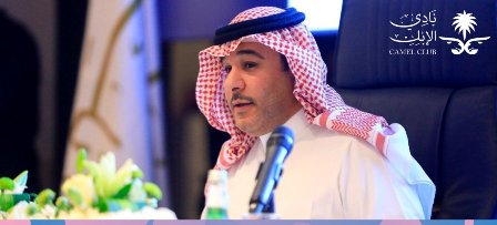 رئيس مجلس نادي الإبل يحصل على شخصية العام للثقافة الرياضية العربية
