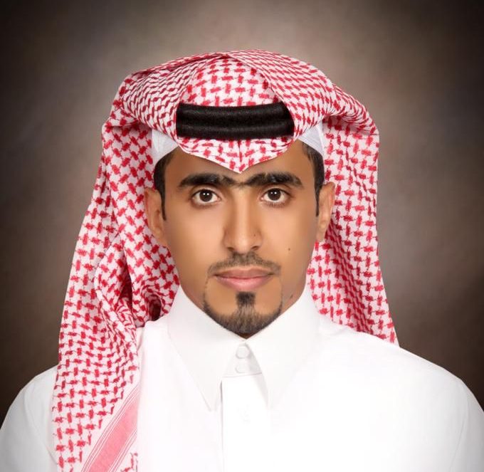 ترقية فهد آل حنتوم إلى المرتبة 11 في وزارة الرياضة بعسير