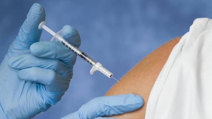 الصحة: نجدول المواعيد بمراكز اللقاح بشكل مستمر