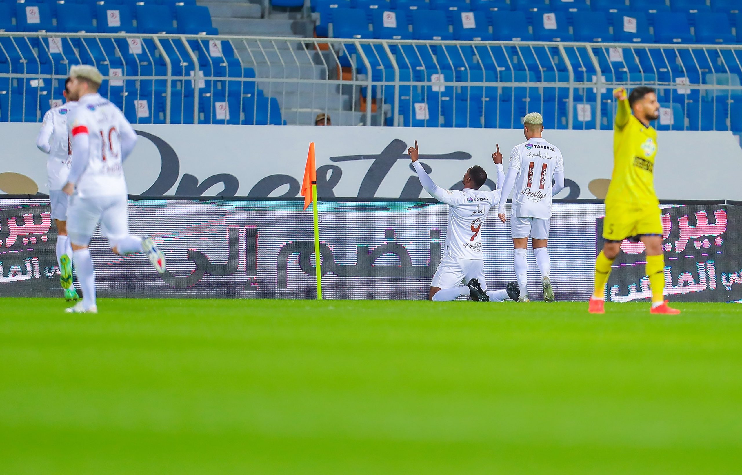 تشكيل الجولة بدوري المحترفين
