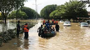 مصرع 14 شخصًا في فيضانات ماليزيا