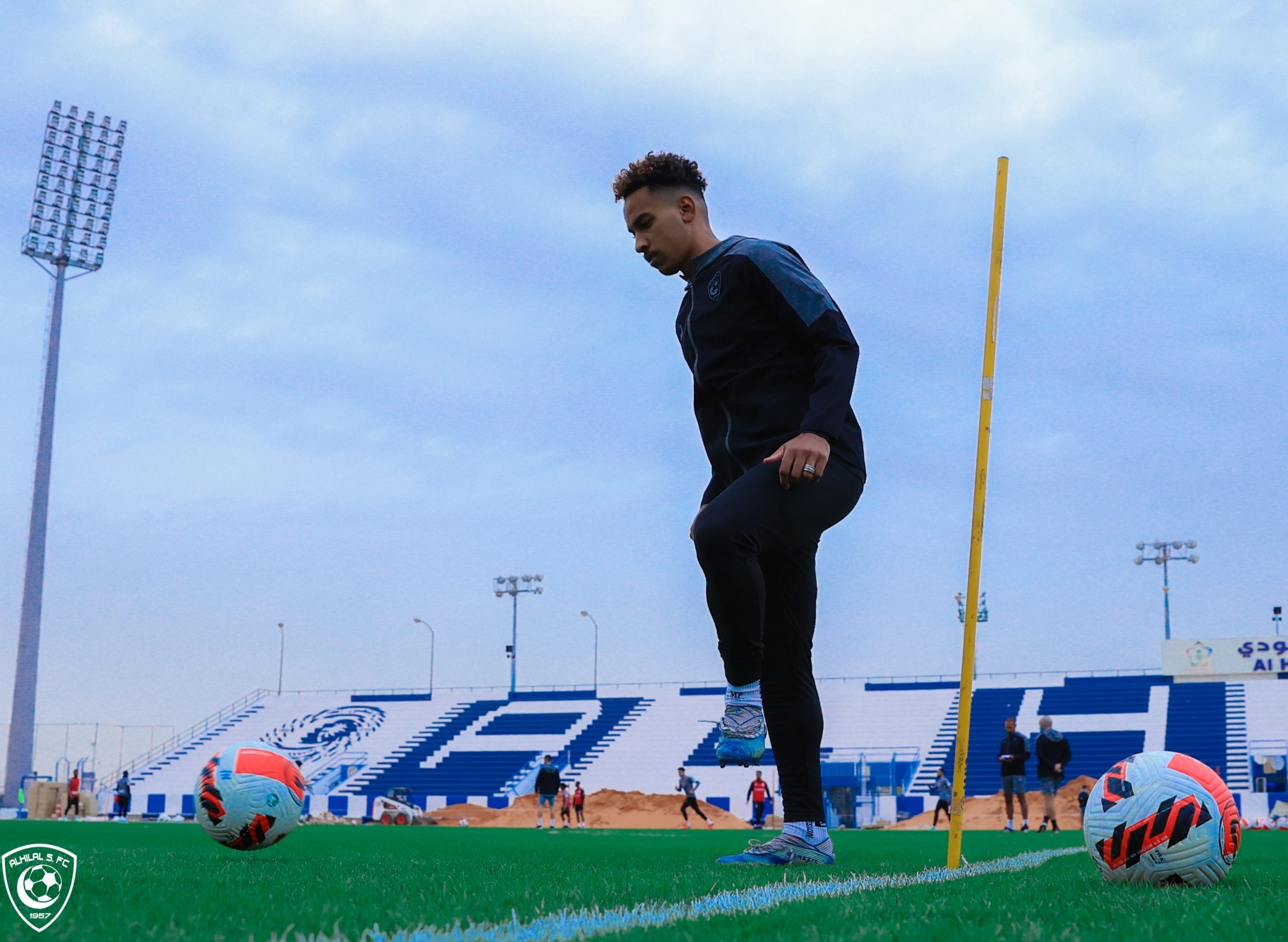 بيريرا وكنو ينعشان مران الهلال