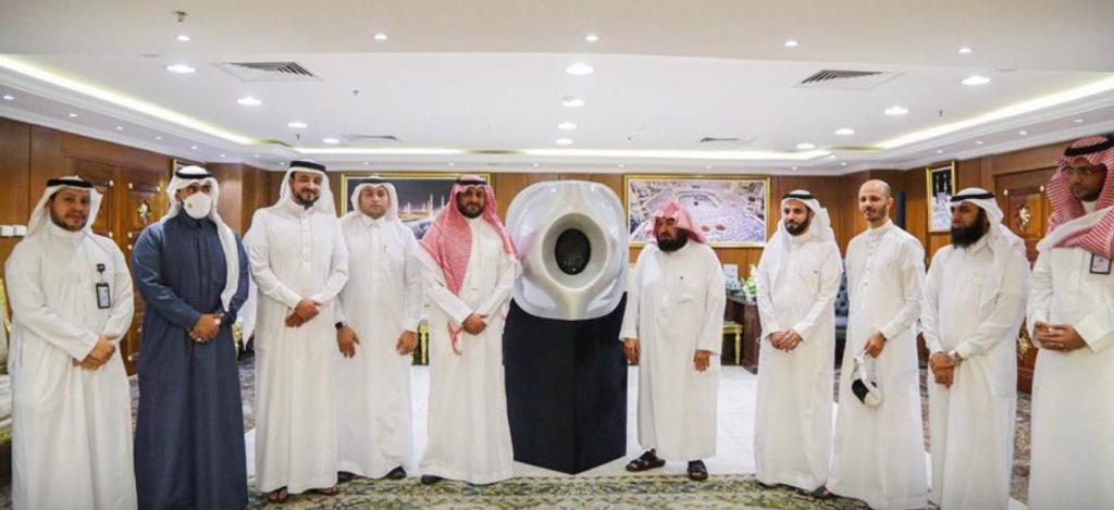 مبادرة الحجر الأسود تتناغم مع برنامج خدمة ضيوف الرحمن لتعضيد رسالة الإسلام العالمية