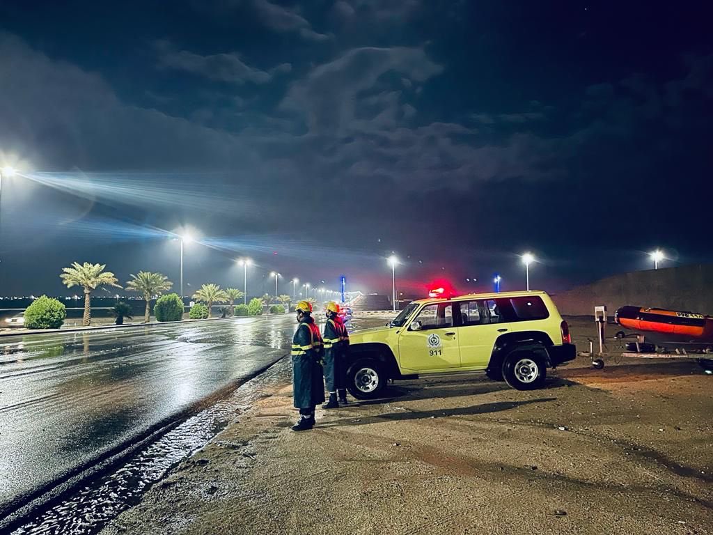 مدني حفر الباطن يتابع الحالة المناخية وسط جاهزية تامة