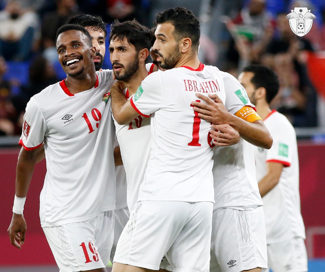 منتخب الأردن يحلم بالتأهل الثالث لنصف النهائي