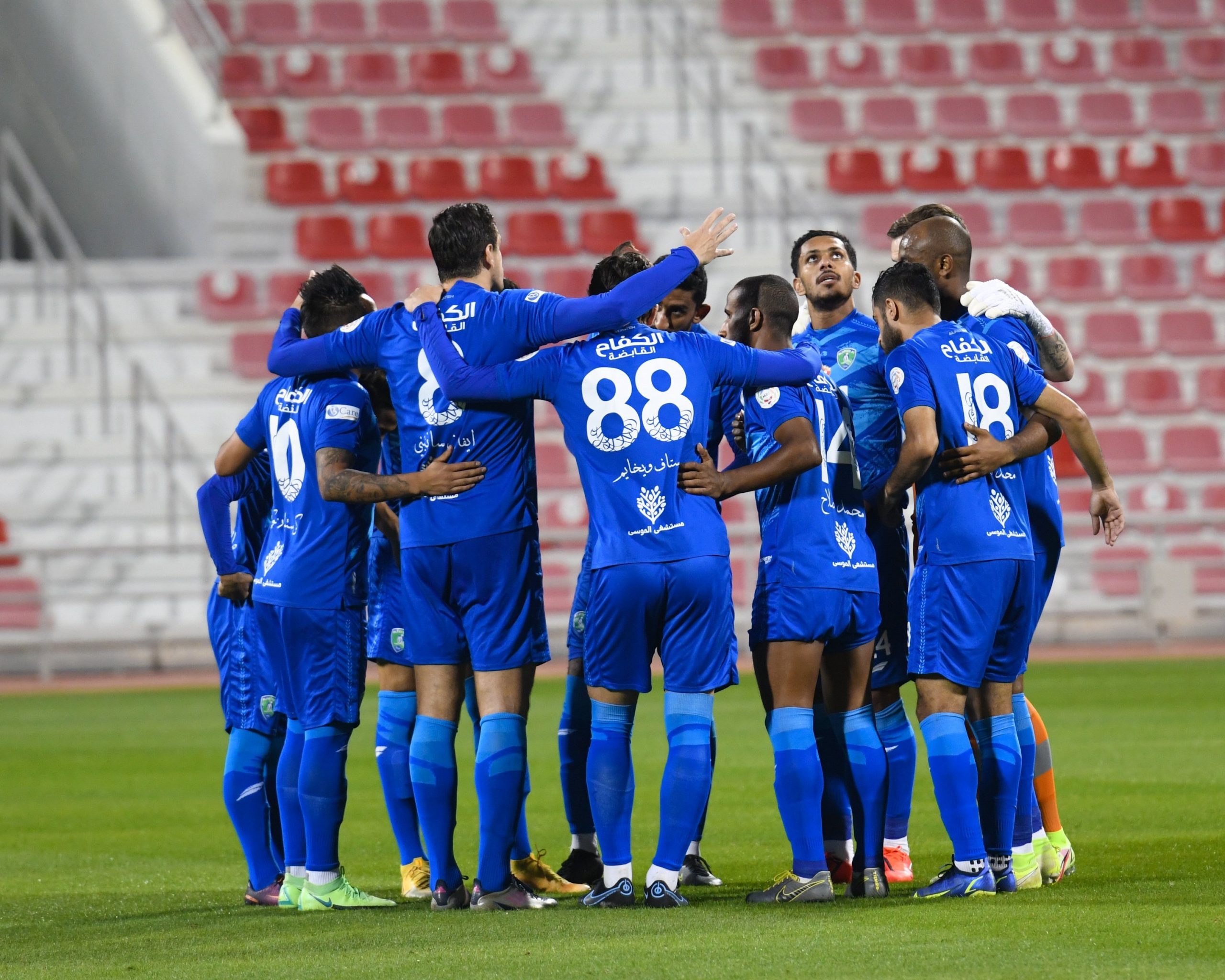 كورونا يُغيب 4 لاعبين من الفتح أمام الهلال