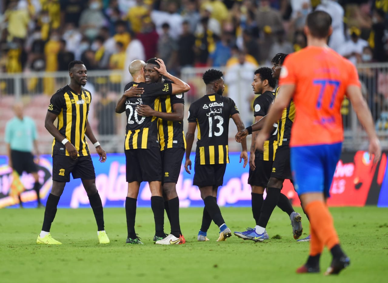 وليد الفراج: الاتحاد تجاوز عشرات المطبات لتفادي الأزمة المالية