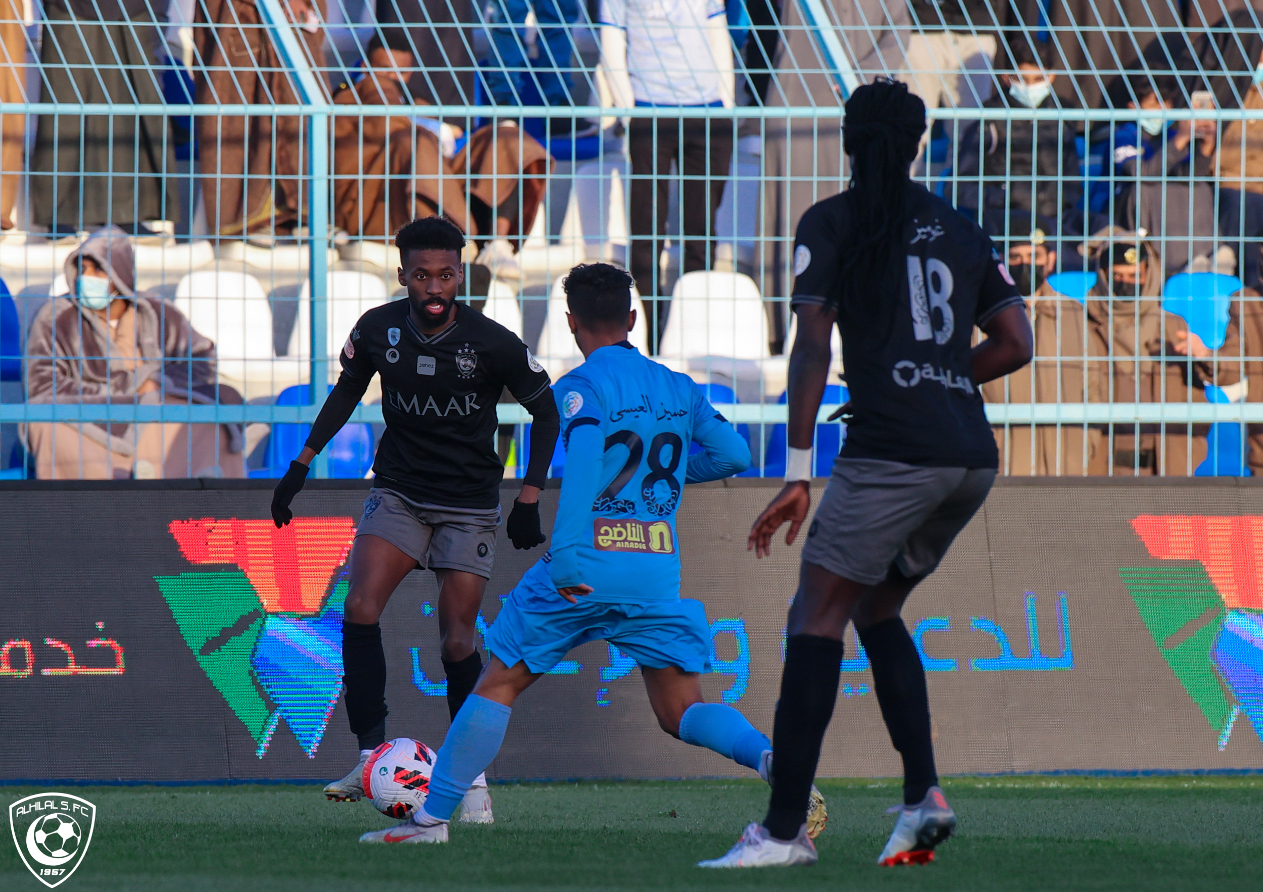 الهلال ينجو من فخ الباطن بالتعادل الإيجابي