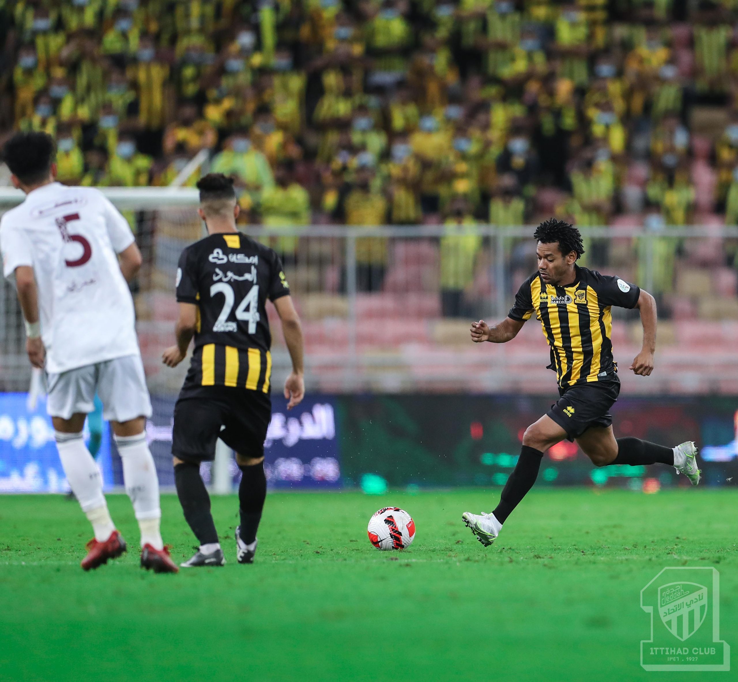 أرقام قياسية لـ رومارينيو بعد مباراة الاتحاد ضد الفيصلي