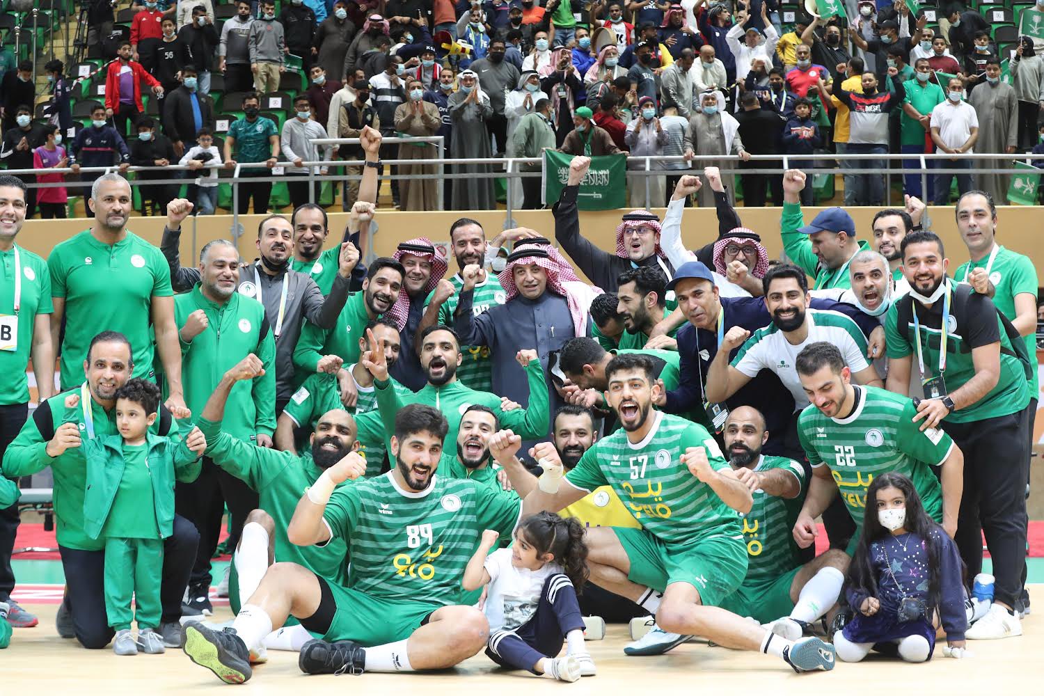 وزير الرياضة يوجه بمكافأة لاعبي المنتخب السعودي لـ اليد