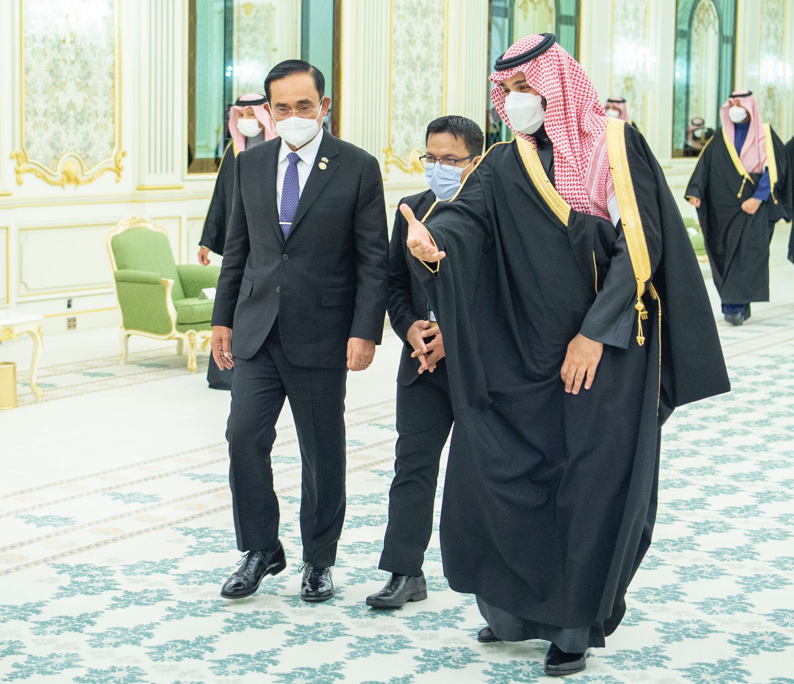 دعوة محمد بن سلمان تفتح صفحة جديدة من العلاقات السعودية التايلندية