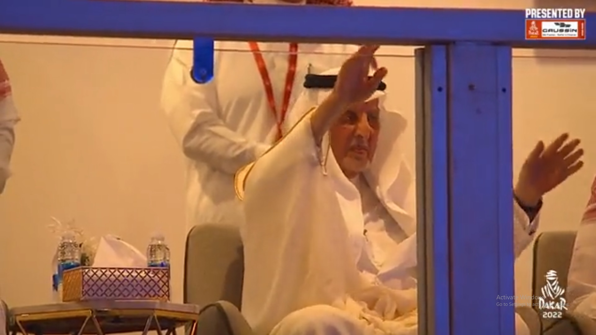 خالد الفيصل يؤدي الخطوة في ختام رالي داكار
