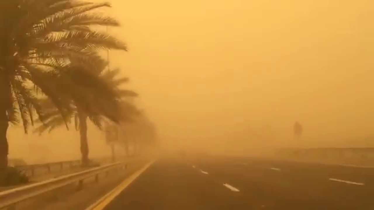عاصفة ترابية على طريق خيبر- العلا