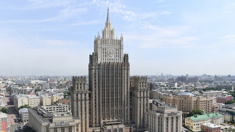 روسيا توضح سبب قرارها طرد نائب السفير الأمريكي