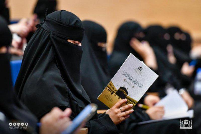 السديس: تعيين مساعدة للرئيس للشؤون النسائية في المسجد النبوي تعظيماً لدور المرأة