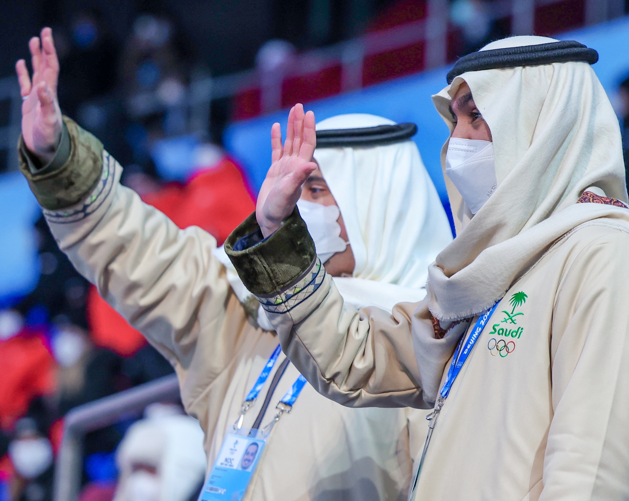 وزير الرياضة يُحيي البعثة السعودية بـ أولمبياد بكين