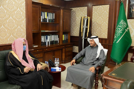 مدير عام الأمر بالمعروف بالرياض يزور محافظ حريملاء ويلتقي بمنسوبي الهيئة