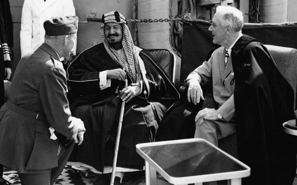 77 عامًا على لقاء الكوينسي بين الملك عبدالعزيز وروزفلت