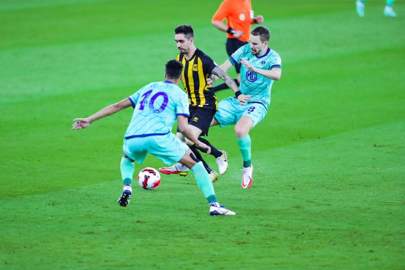 الاتحاد ضد الأهلي