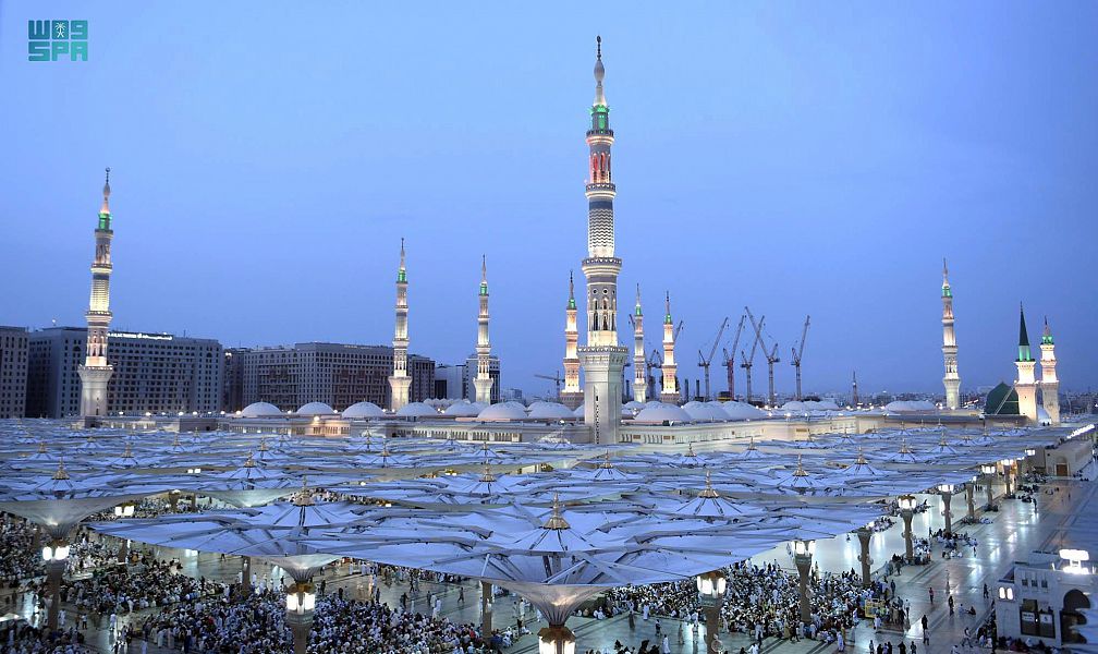 شؤون المسجد النبوي تستعد لـ شهر رمضان باجتماع شامل