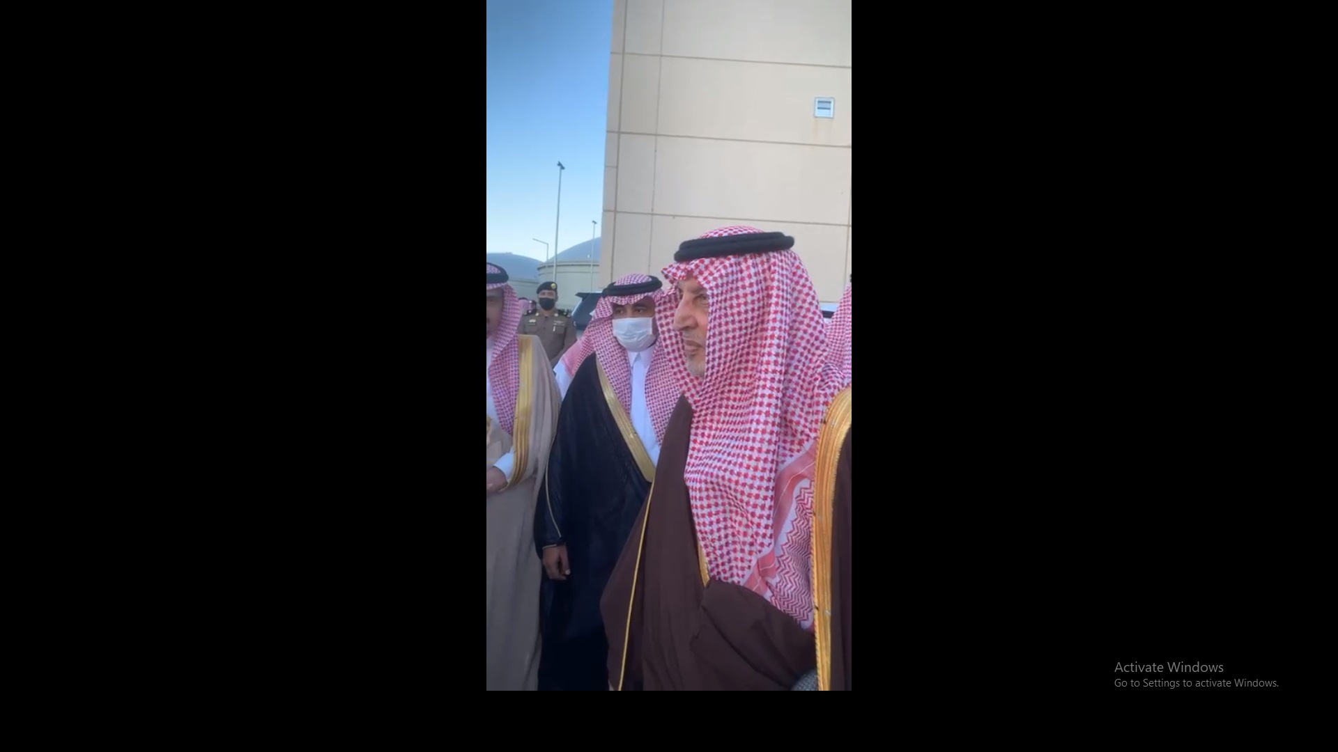 خالد الفيصل معتزًّا بالشباب السعودي: لا نريد أن يدير مشاريعنا إلا أنتم