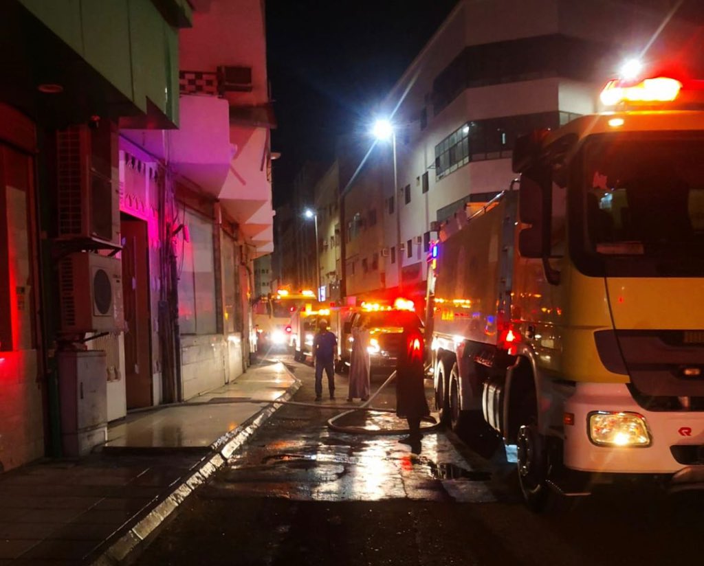 إخلاء 32 شخصًا بسبب حريق شقة بالمدينة المنورة