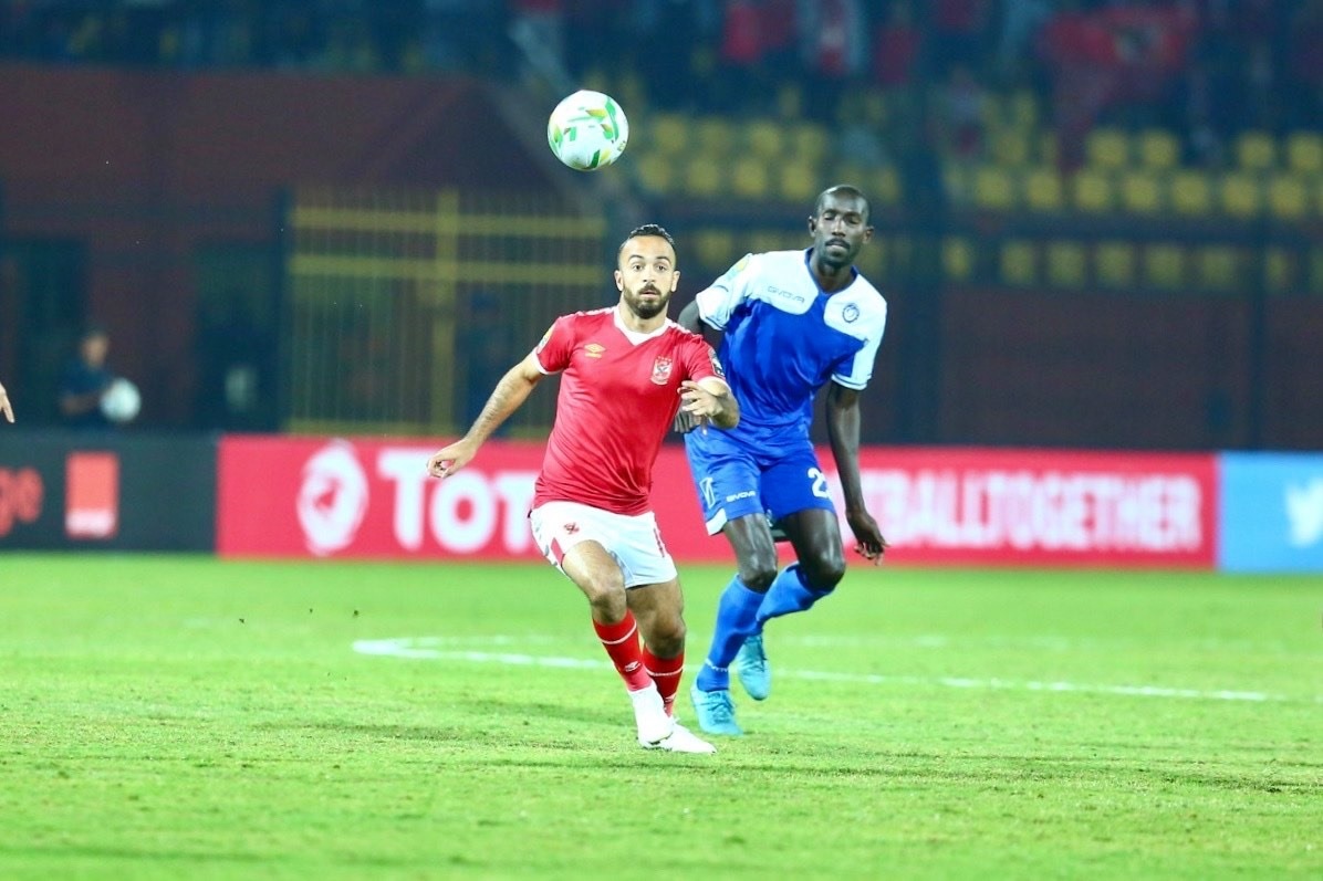 أزمة في مباراة الهلال ضد الأهلي بسبب الجماهير