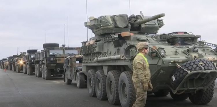أمريكا تحشد قواتها في أوكرانيا وتضع خطة لإجلاء رعاياها