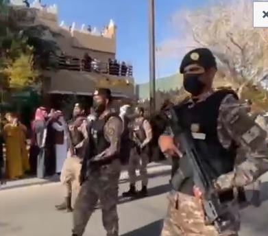 مسيرة بالدرعية لقطاعات وزارة الداخلية احتفالًا بيوم التأسيس