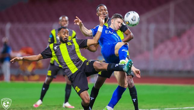 3 تحذيرات قبل مباراة الهلال والاتحاد