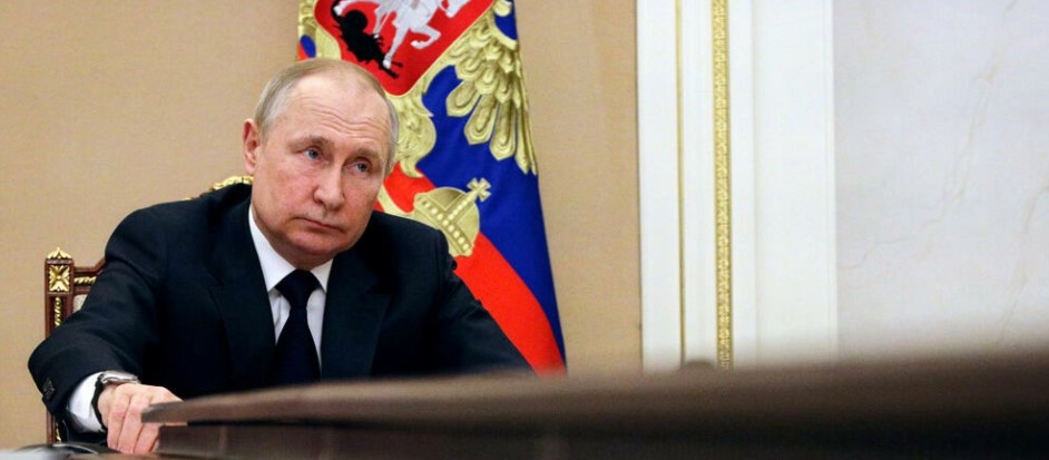 بوتين يواجه الحرب الاقتصادية الغربية برفع الرواتب والمعاشات