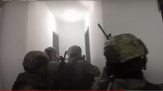 شاهد.. فيديو مفبرك لاعتقال الرئيس الأوكراني