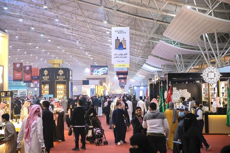 حفر الباطن تختضن معرض العطور الدولي لأول مرة