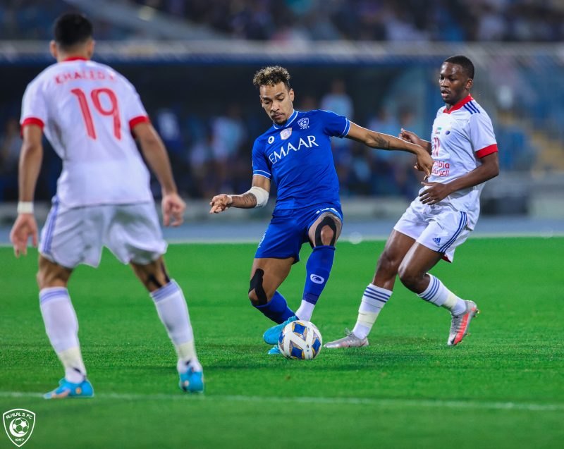 ماثيوس بيريرا - الهلال والشارقة