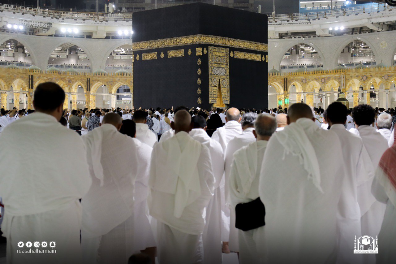 أجواء إيمانية في صلاة تراويح ثاني ليالي رمضان بالمسجد الحرام