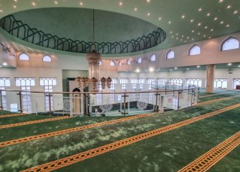 الشؤون الإسلامية تكمل فرش أكبر جامع في البلقان بالسجاد الفاخر - المواطن