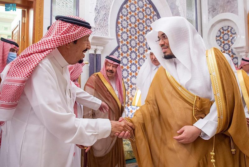 الملك سلمان يستقبل مرزوق الغانم وابن حميد والشثري والسديس - مواطن