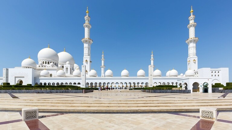 الإمارات تحدد 9 اشتراطات لـ صلاة عيد الفطر في المساجد