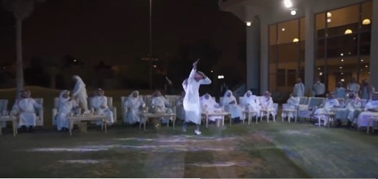 شاهد.. فايز المالكي يتحدى من يجلب قلم الوزير الراجحي