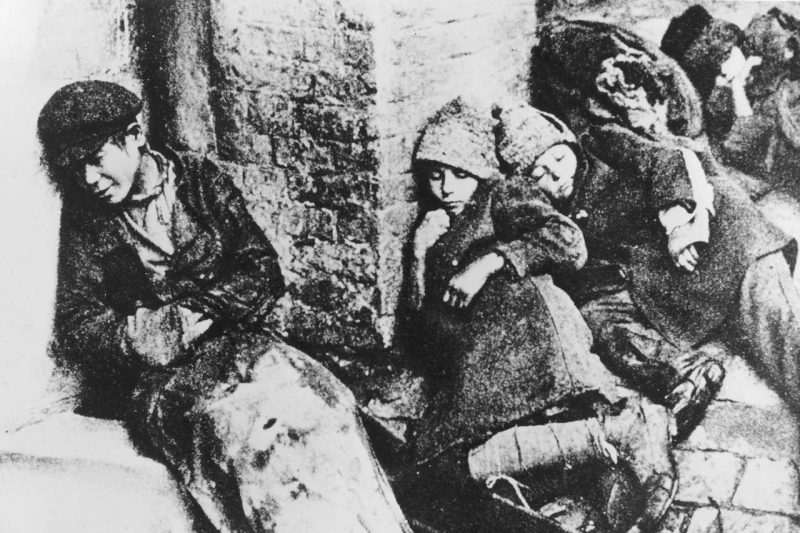 قصاصات تاريخية.. عندما استخدم ستالين المجاعة كسلاح ضد أوروبا