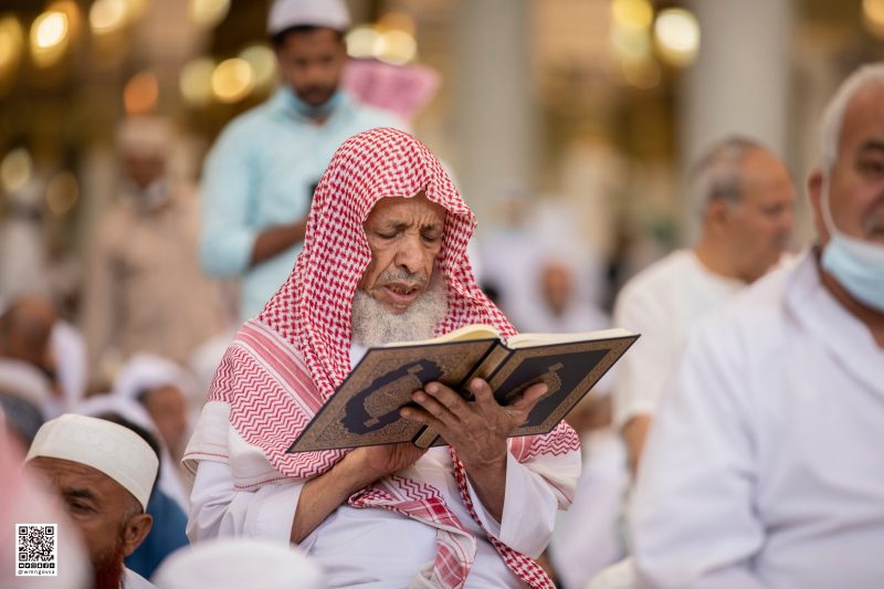 مشاهد قبيل وقت الإفطار بالمسجد النبوي2