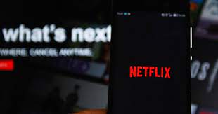 نتفليكس Netflix لأول مرة بإعلانات