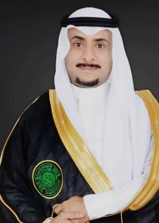 الشهري يحصل على الماجستير في تخصص الموارد البشرية