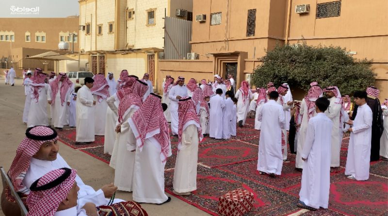 حفر الباطن: أهالي حارة العيون يتوارثون عادة منذ 70 عام 