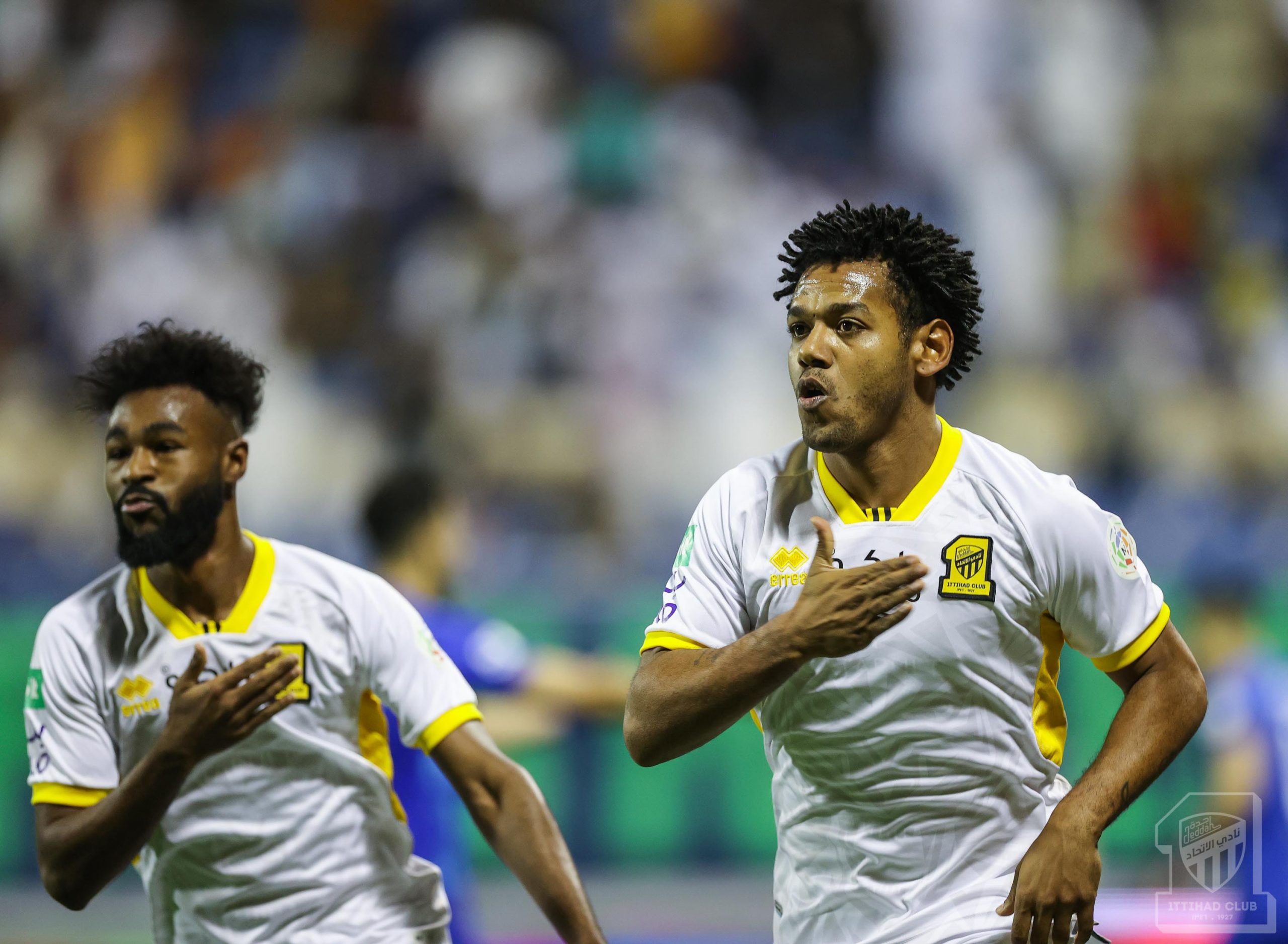 الاتحاد يتقدم على الفتح في شوط الـ5 أهداف